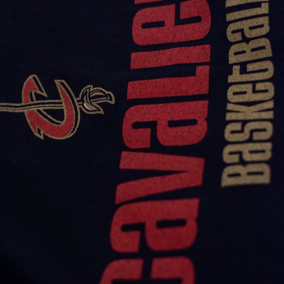 Vintage Reebok Cavaliers Shirt - Picture 3 of 5